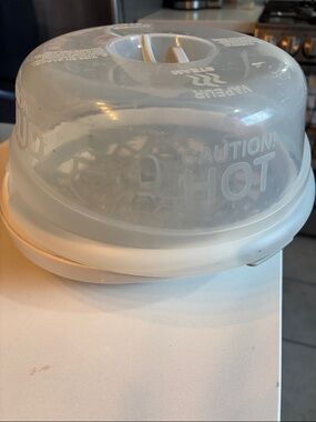 Munchkin Steam Microwave Bottle Sterilizer